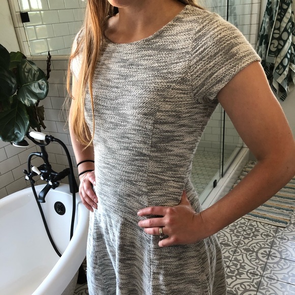 Gray heathered short sleeve dress - Picture 3 of 5